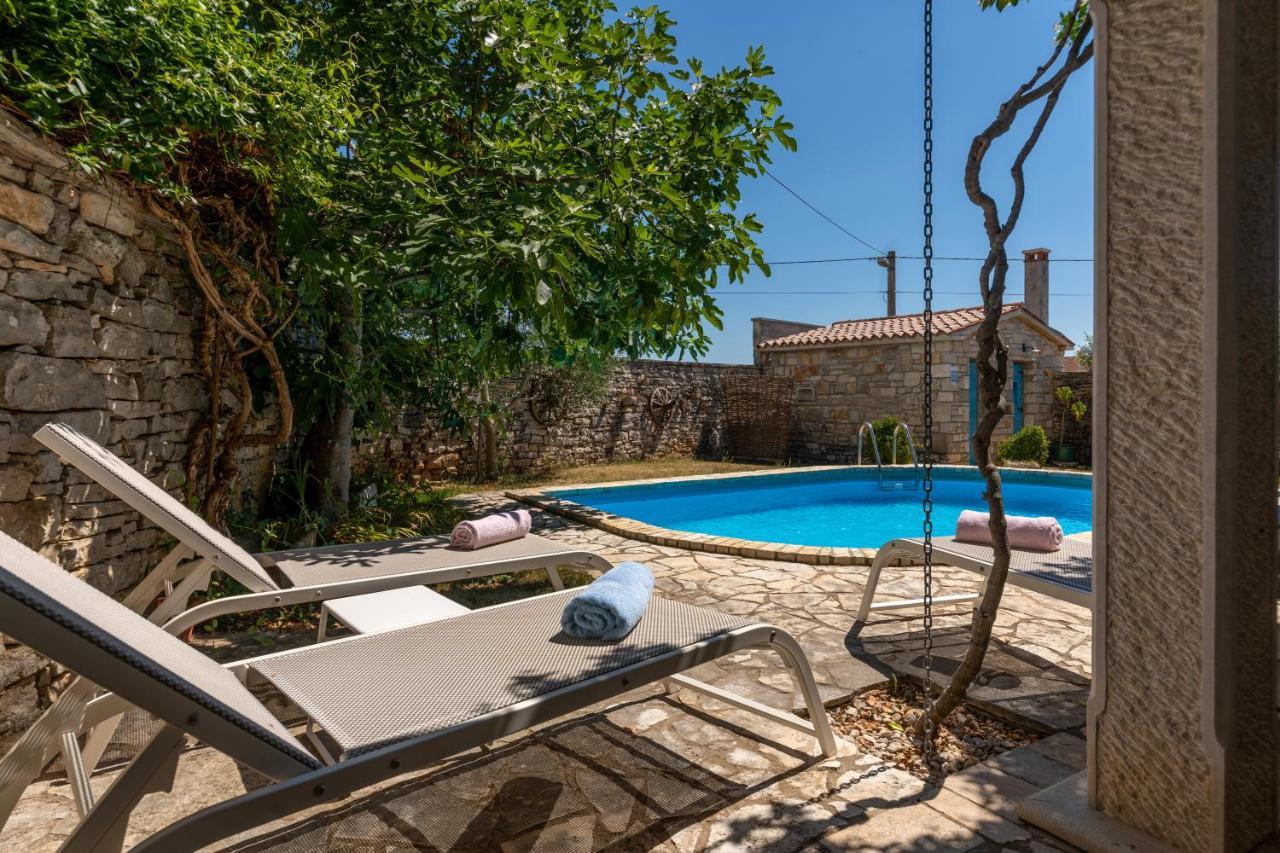 Villa Janko Sveti Lovreč Pazenatički Exterior foto