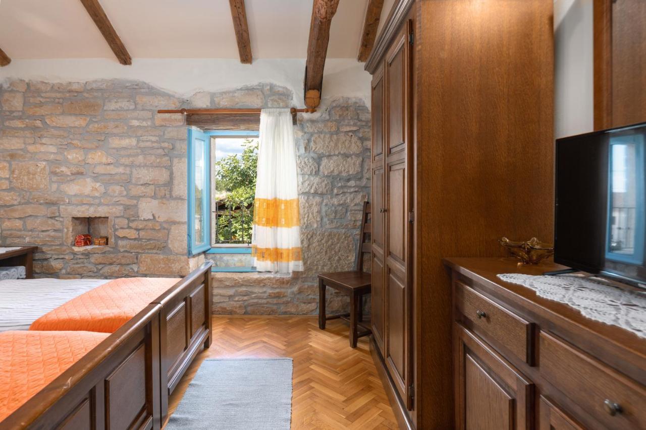 Villa Janko Sveti Lovreč Pazenatički Exterior foto