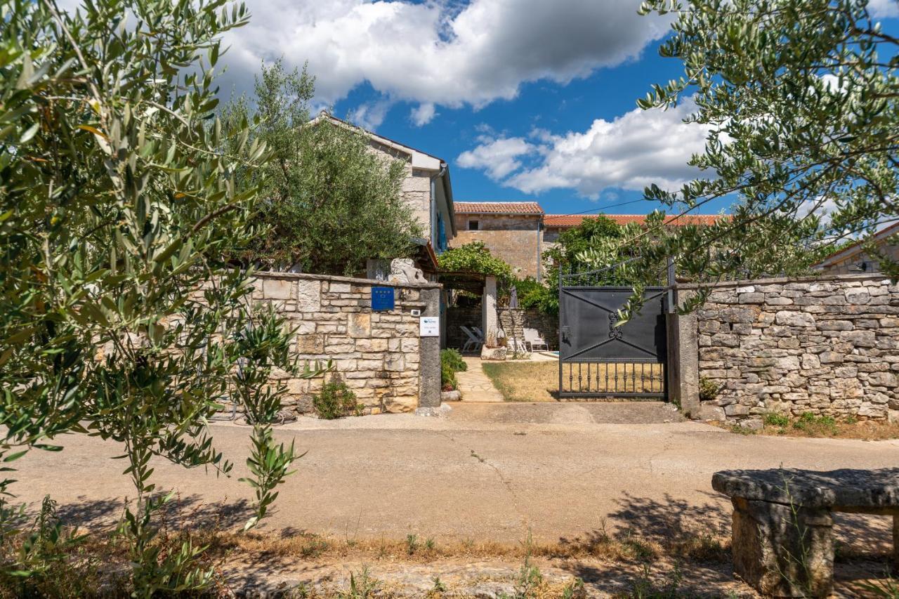 Villa Janko Sveti Lovreč Pazenatički Exterior foto